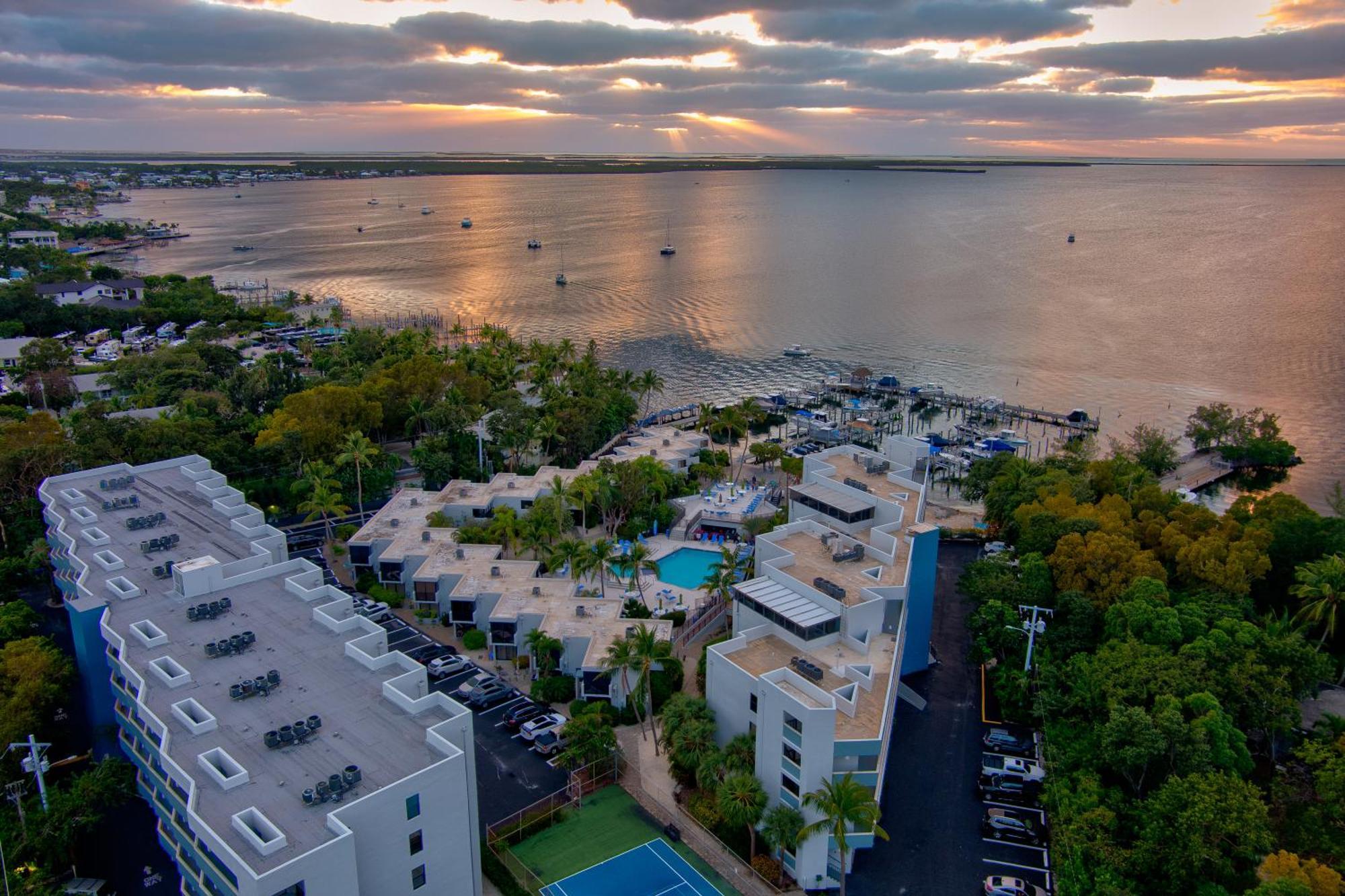 2Br In Key Largo W Pool And Sunset Views Aparthotel Ngoại thất bức ảnh
